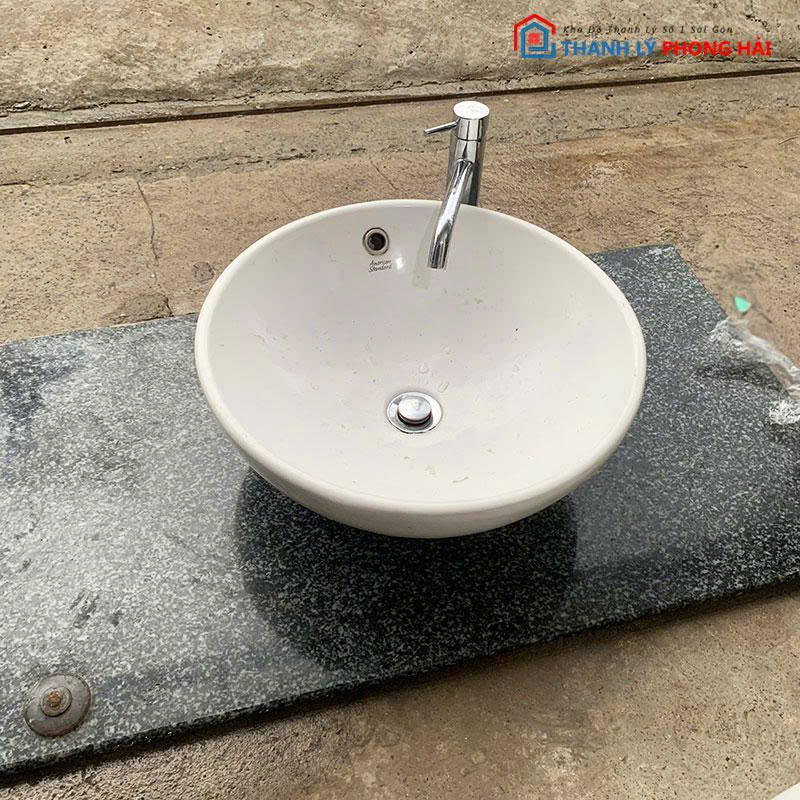 chau-rua-mat-lavabo-su-tron-2 Chậu Rửa Mặt Lavabo Sứ Tròn Kèm Vòi Inox Cũ