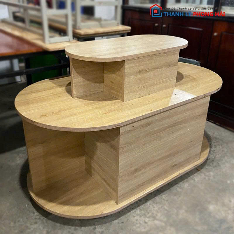 dao-trung-bay-san-pham-1m2-go-mdf-cu-1 Đảo Trưng Bày Sản Phẩm 1m2 Gỗ MDF Cũ