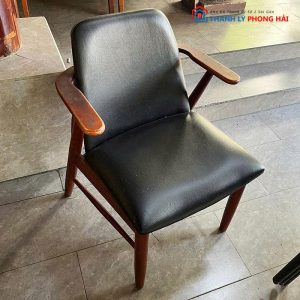 Ghế Cafe Khung Gỗ Đệm Da Cũ