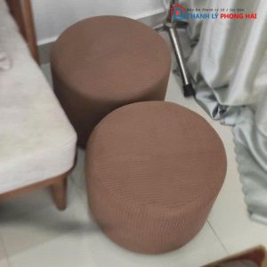 Ghế Đôn Tròn Cũ Bọc Vải Nhỏ Gọn