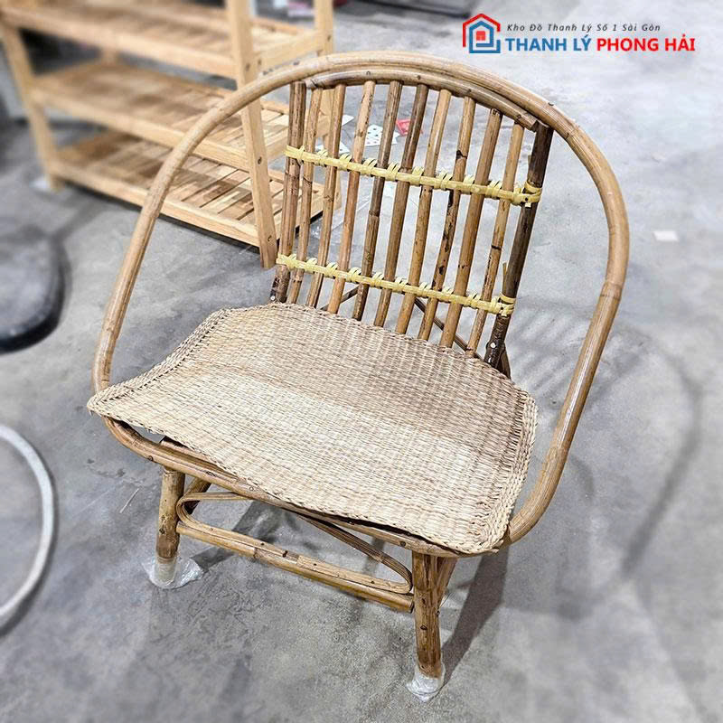 ghe-may-thu-gian-cu-lot-chieu-2 Ghế Mây Thư Giãn Cũ Lót Chiếu Cói Tự Nhiên