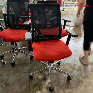 Ghế Xoay Đệm Đỏ Lưng Lưới Cũ