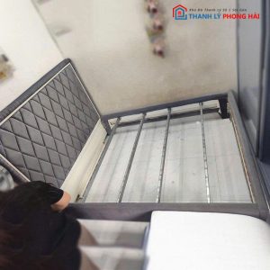Giường Ngủ 1m6 Bọc Nhung Cũ