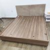 Giường Ngủ 1m8 Gỗ MDF Bệt Đầu Giường Bọc Nhung Cũ