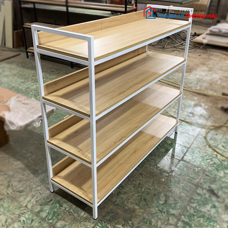 ke-4-tang-khung-sat-1m2-1 Kệ 4 Tầng Khung Sắt 1m2 Mặt Gỗ Mới 99%