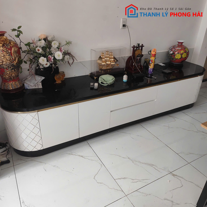 ke-tivi-2m9-mat-van-da-den-cu-1 Kệ Tivi 2m9 Mặt Vân Đá Đen Cũ
