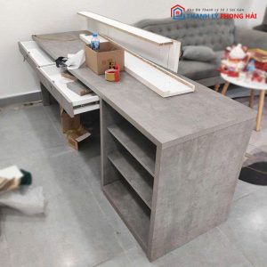 Quầy Lễ Tân 2m2 Tông Màu Xám Xi Măng Cũ