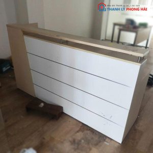 Quầy Lễ Tân Cũ 2m Phối Sọc Trắng