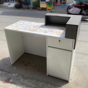 Quầy Lễ Tân Gỗ MDF Phối Màu Cũ