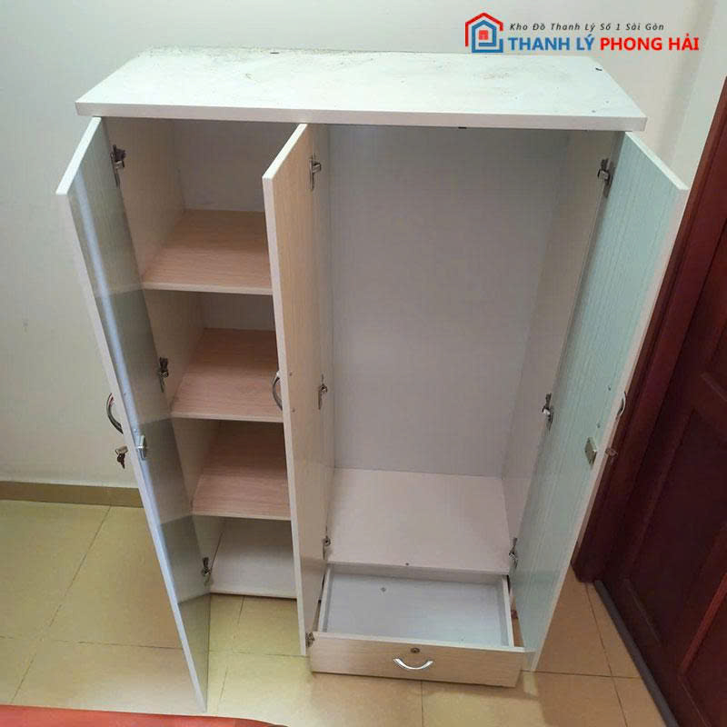 tu-quan-ao-3-canh-thap-go-mdf-cu-1 Tủ Quần Áo 3 Cánh Thấp Nhựa Cũ